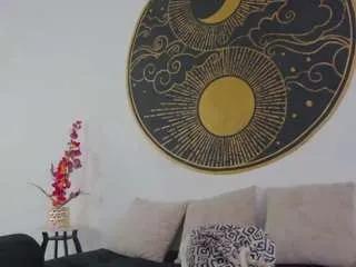 Offline lunaa-mistyc on CamSoda