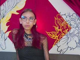 Offline lunaa-mistyc on CamSoda