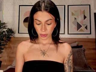 Offline lunaruso on CamSoda