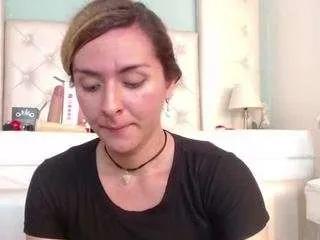 Freechat lunitadiva on CamSoda