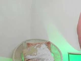 Offline madelanecoote on CamSoda