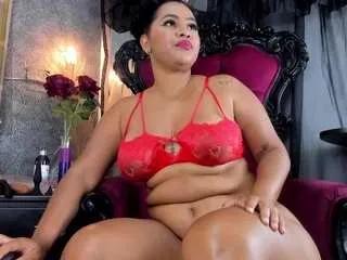 Freechat madisondiiaz on CamSoda