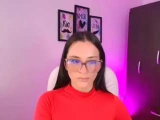 Offline mariaan-m on CamSoda