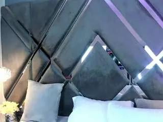 mia-evansx — blowjob + fuck pussy [222 tokens remaining]