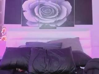 Offline miia-rose on CamSoda