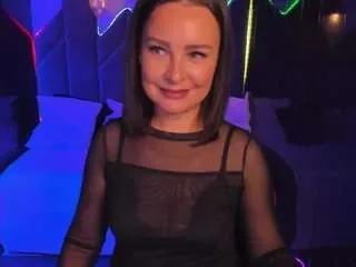 Freechat milenamellow on CamSoda