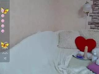 Freechat milfaolla on CamSoda
