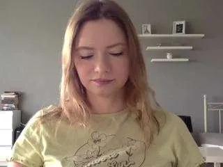 Offline milliedesire on CamSoda