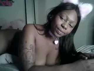 Offline mochamuse on CamSoda