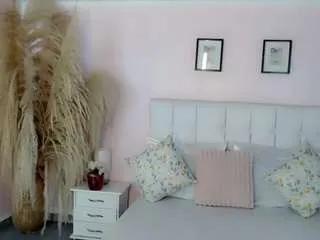 Freechat nathalialoes1 on CamSoda