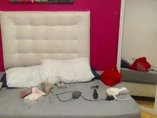 Freechat nextdoor-fantassy on CamSoda