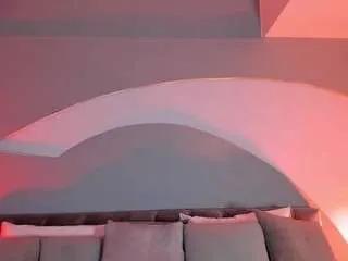 Offline nicolle-w on CamSoda