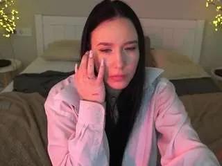 Offline nikkigoldside on CamSoda