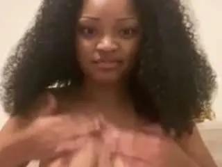 Offline prettygirl24xfactor on CamSoda