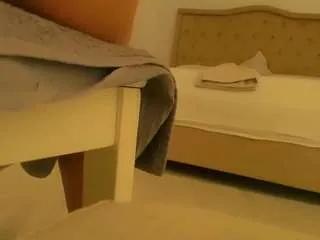 Offline prettylonelygirl on CamSoda