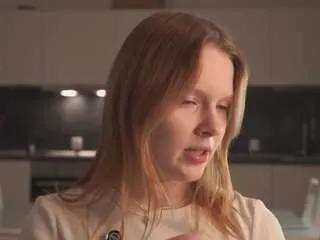 Offline sabinabroglio on CamSoda