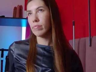 sellashinee on CamSoda 