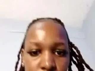 Private sexybree22 on CamSoda