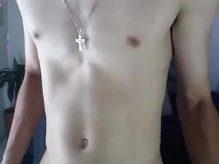 Offline skinnybigc0ck20 on CamSoda