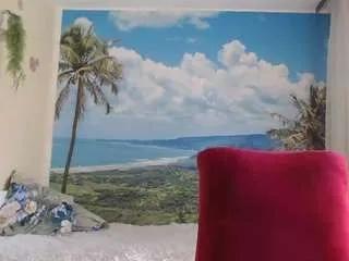 Freechat soaring-love on CamSoda