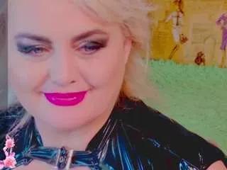 Offline stiphlermom on CamSoda