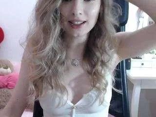 Offline sweettreat-mj on CamSoda