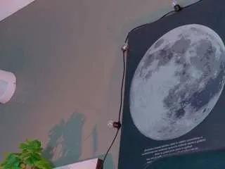 Offline tianacooper on CamSoda