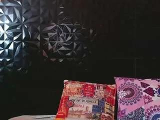 Freechat vicky-oba on CamSoda