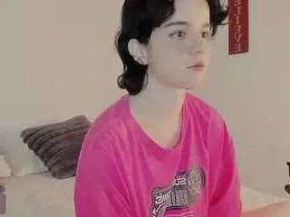 Offline violet-chosk on CamSoda