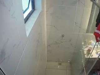 Freechat voyeurcam-casa-salsa-bathroom-13 on CamSoda