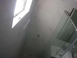 Freechat voyeurcam-casa-salsa-bathroom-13 on CamSoda