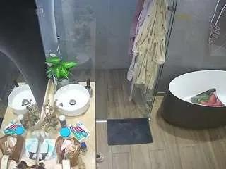 Freechat voyeurcam-casa-salsa-bathroom-6 on CamSoda