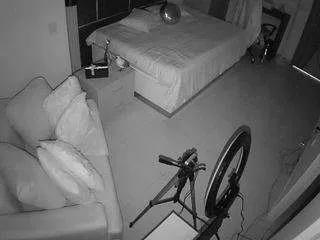 Freechat voyeurcam-casa-salsa-bedroom-11 on CamSoda