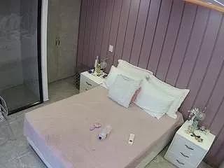 Freechat voyeurcam-casa-salsa-bedroom-7 on CamSoda