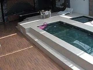 Freechat voyeurcam-casa-salsa-gym on CamSoda