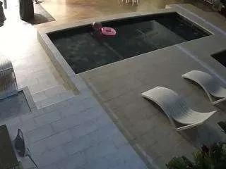 Freechat voyeurcam-casa-salsa-rooftop on CamSoda