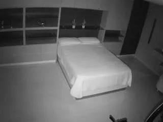 Freechat voyeurcam-casa-salsa-versus-room on CamSoda