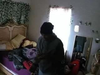 Freechat voyeurcam-hornyhostel-03 on CamSoda