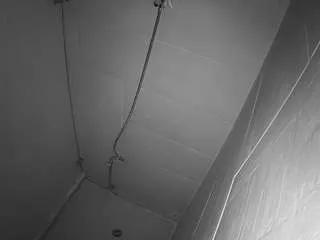 Freechat voyeurcam-jb-shower-1 on CamSoda