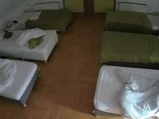 Freechat voyeurcam-julmodels-bed-6 on CamSoda