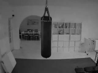 Freechat voyeurcam-julmodels-living-5 on CamSoda