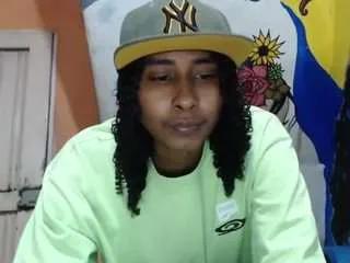 Offline yohatinelly on CamSoda