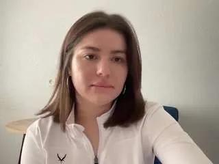 Offline youramy on CamSoda