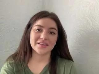 Offline youramy on CamSoda