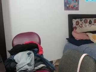 Offline yoursexyandhotprinces on CamSoda