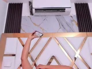 Private zafirahot on CamSoda