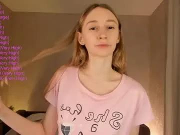 _marvelous_time_ — GoaL:take off my bra under my top  I Am Gia and I wanna reach 300 #18 #smalltits #teen #squirt #blonde [155 tokens remaining]