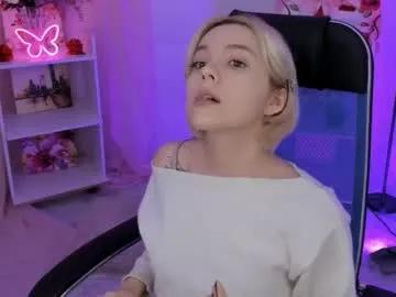 aurorawrenfield — GOAL: next painting [646 tokens remaining]   #18  #nonude #cute #blonde #young