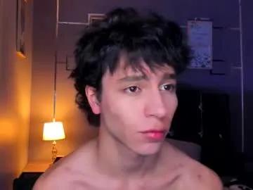 chrristopher77 on Chaturbate 