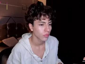 chrristopher77 on Chaturbate 